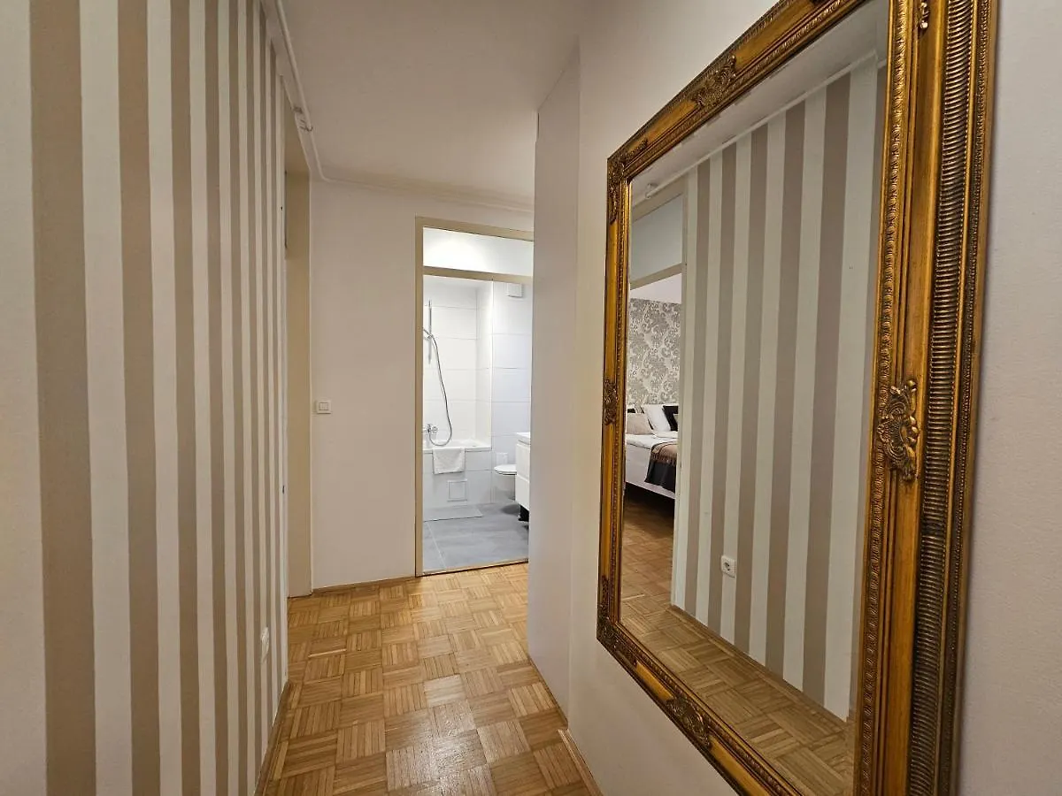 Ljubljana Central Suite Martin In The City Center Apartamento